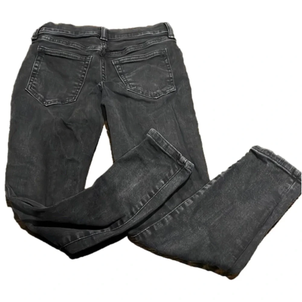 Gap. Slim fit jeans. Size 8.